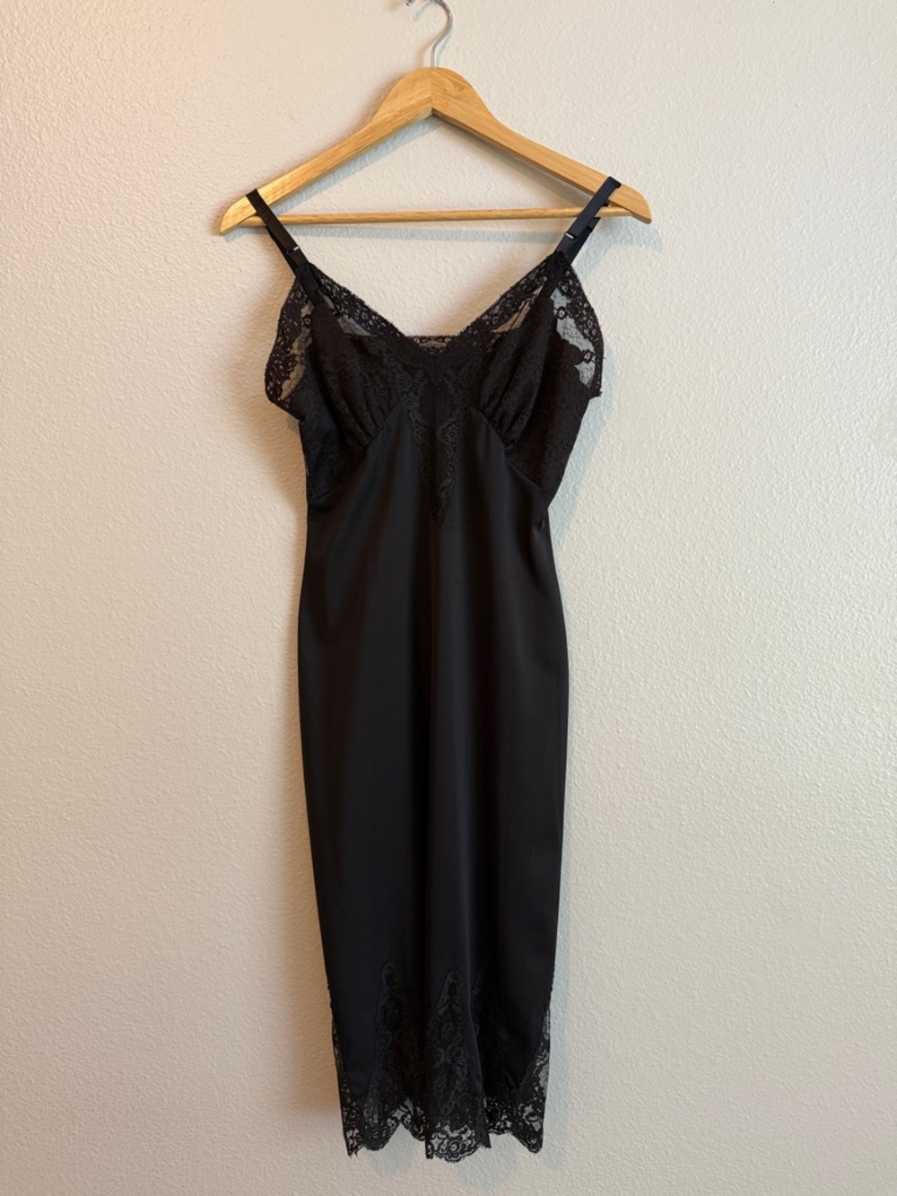 Vintage Shadowline Black Lace Trim Slip Dress Y2K Coquette 34 Romantic Goth